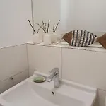 Camenia Apartamento *