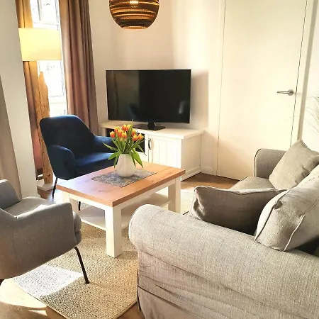 Camenia Apartment