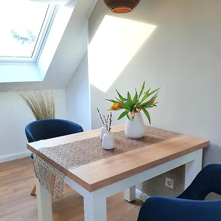 Camenia Apartment *