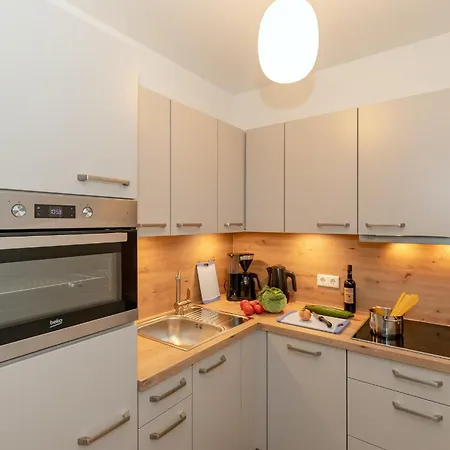 Apartment Camenia *