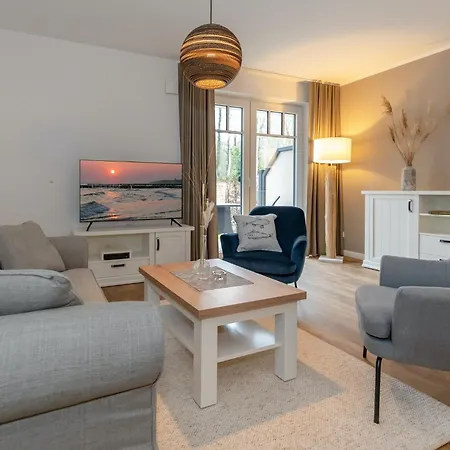 Camenia Apartment *